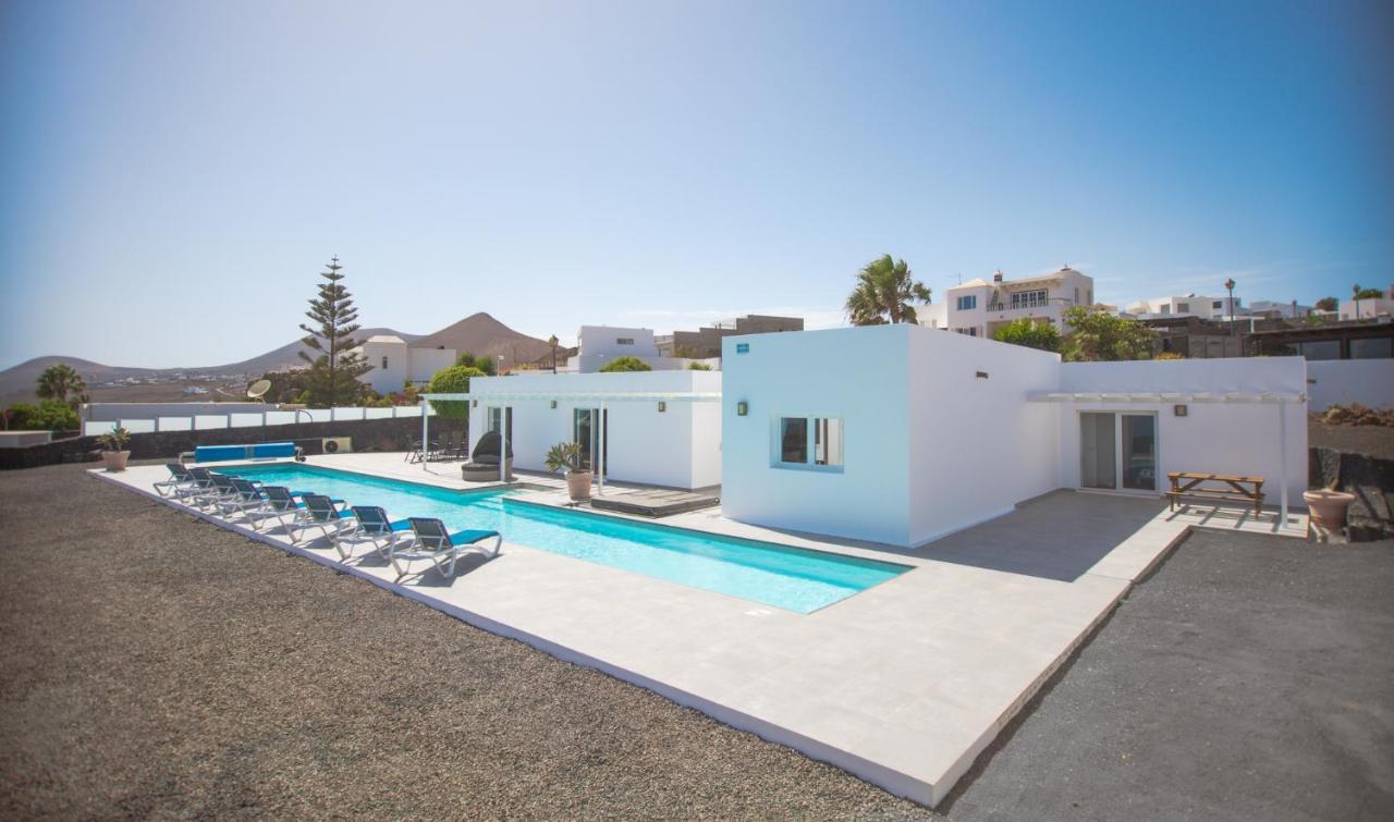 Casa Conil With A Private 25 Meter Heated Pool Villa Buitenkant foto