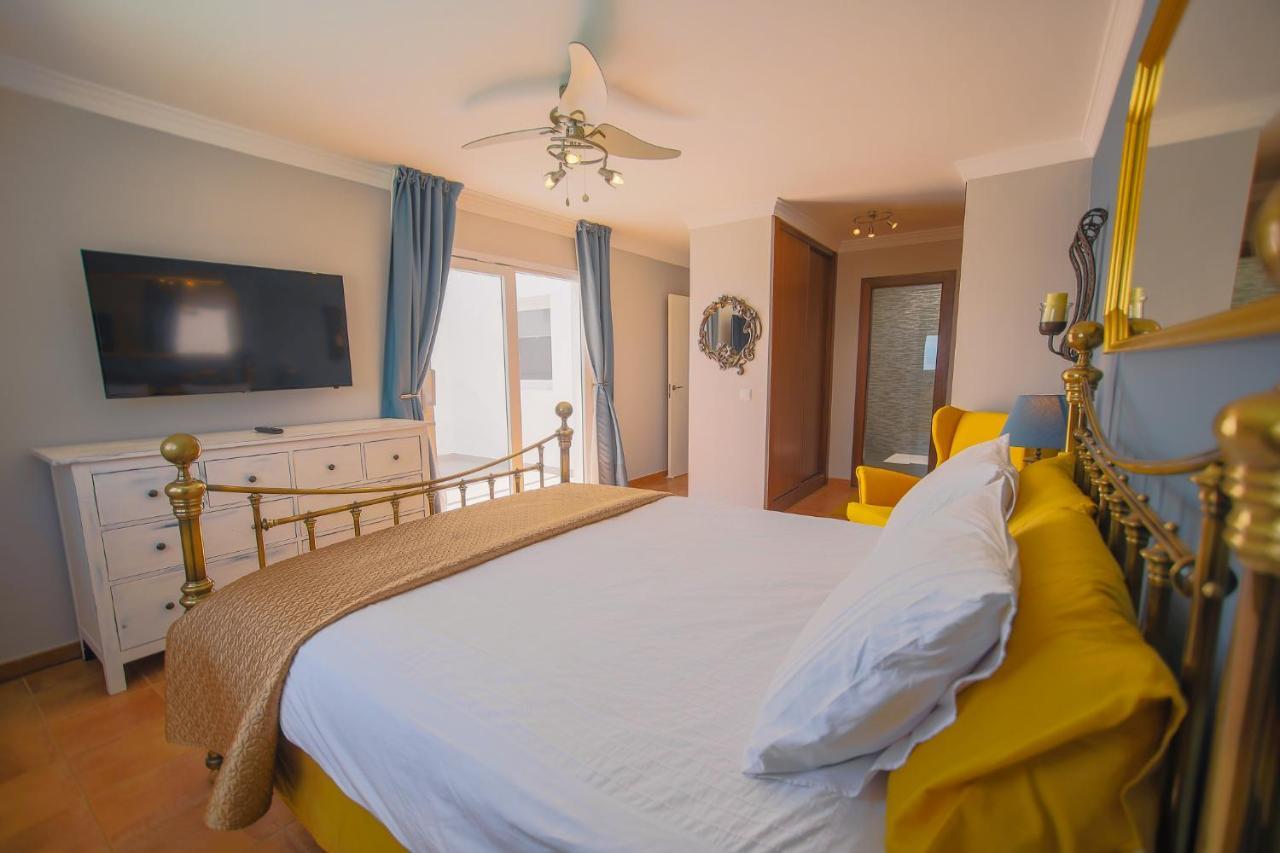Casa Conil With A Private 25 Meter Heated Pool Villa Buitenkant foto